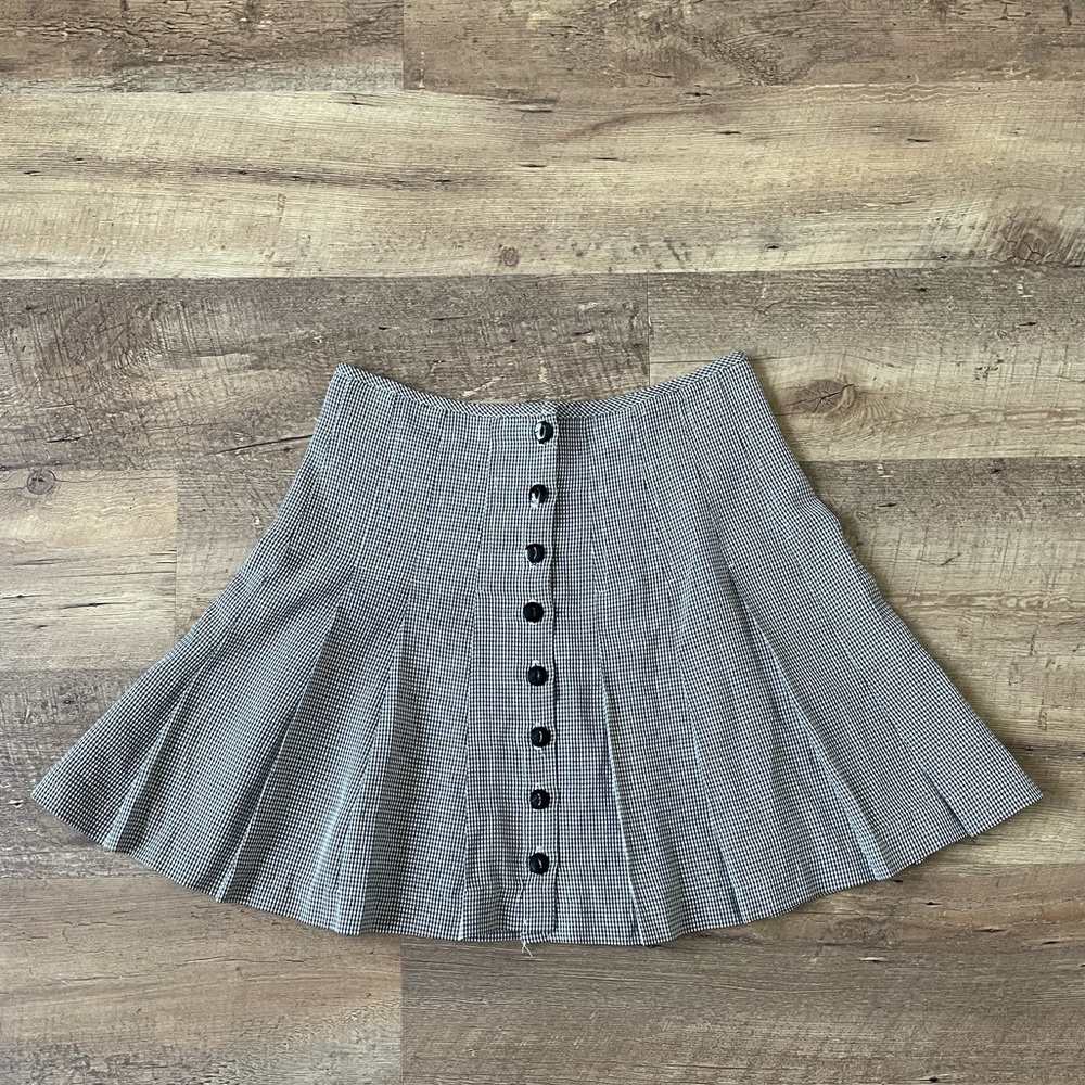 Pleated black/white check vintage skirt